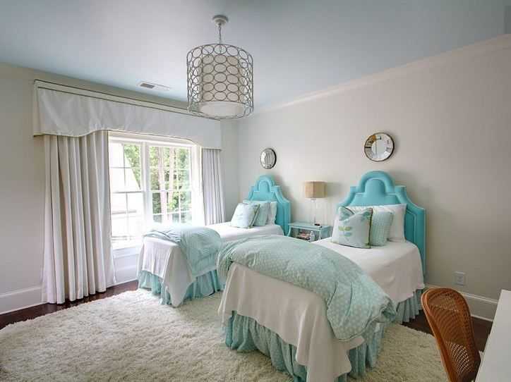 Спальня в двух цветах (143 фото): правила выбора оттенков и их комбинирования