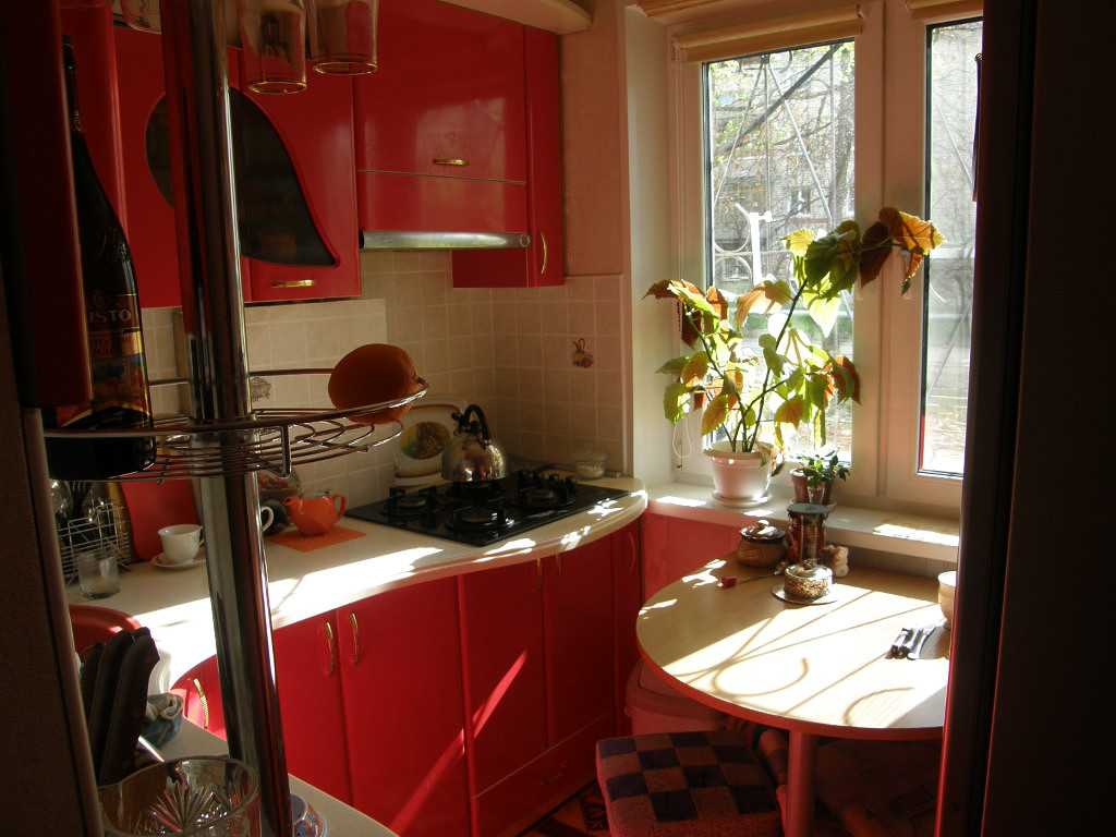 Кухня в хрущевке: идеи дизайна маленькой кухни (реальные фото)