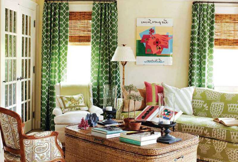 Дизайн комнат: спальня, гостиная, зал со шторами зеленого цвета. Зеленый тон в интерьере на фото. Оформление окон в доме и квартире: занавески, тюль, шторы.