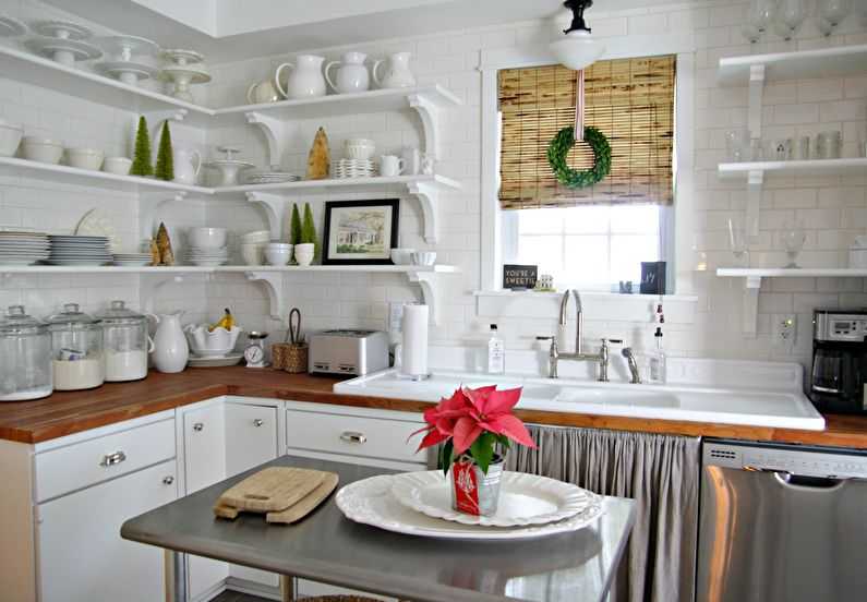 Красивая и стильная кухонная мебель в интерьере кухни на фото. Маленькие и большие, угловые и кухни полуостров оснащенные дизайнерской кухонной гарнитурой.