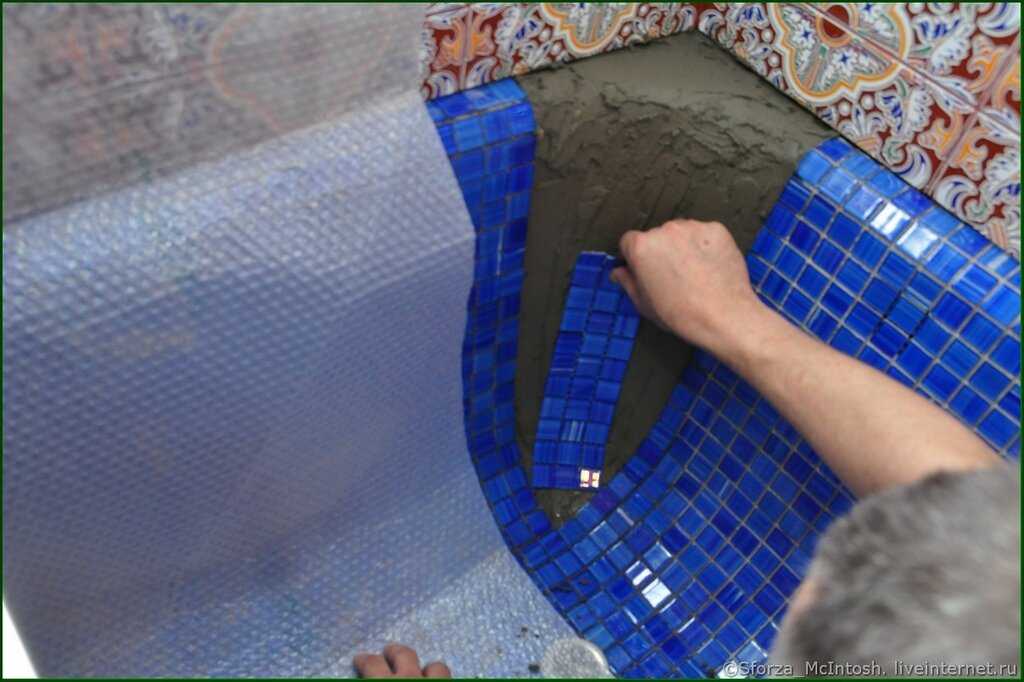 Как клеить мозаику