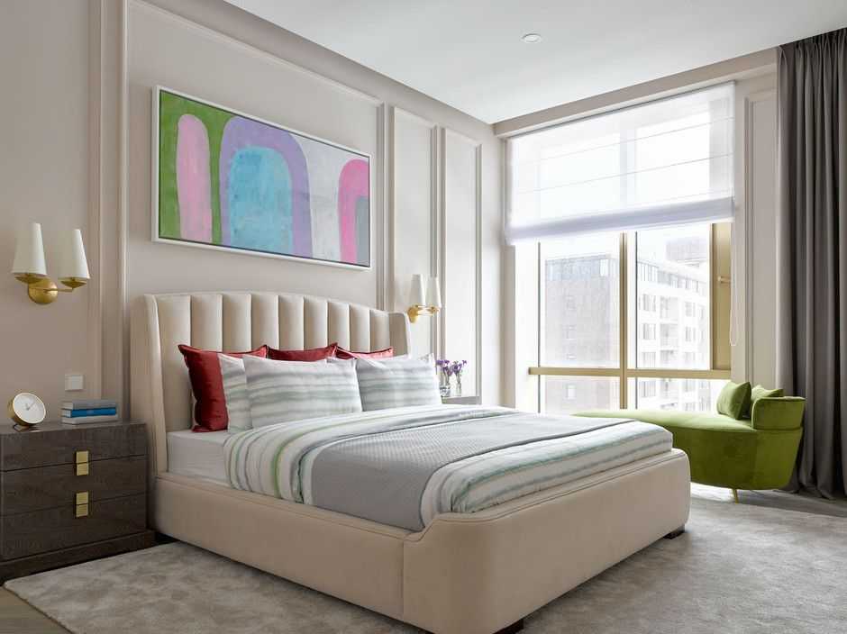 Красивый интерьер и дизайн спальной комнаты, оформленной в стиле шебби шик. Идеи обустройства спальни в светлых и белых тонах и оттенках. Красивая светлая спальня.